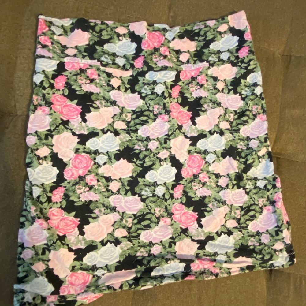 Floral print mini skirt
